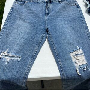 Pink Lily distressed boyfriend jeans